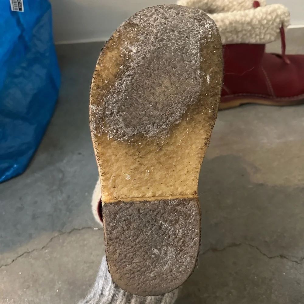 Duck Feet ÅRHUS Red Leather Fur Lined Women's Boots - Picture 6 of 6